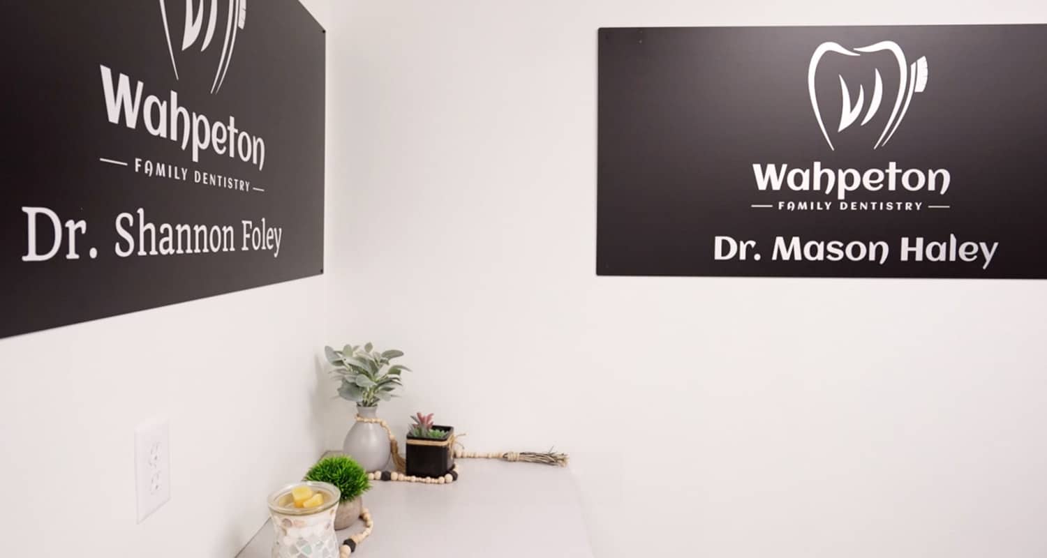 Doctors wall signs