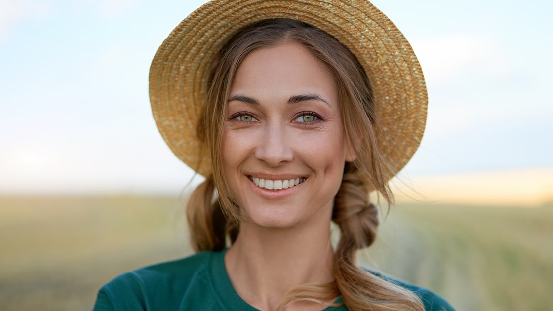 lady in field